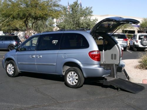 2005 chrysler town &amp; country touring handicap wheelchair arizona van