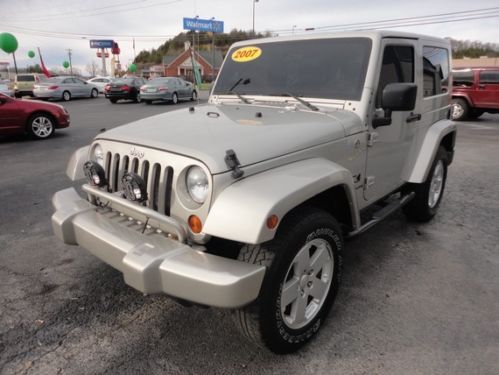 2007 jeep wrangler 2-door jk, 4x4 hard top automatic painted top/flares/bumpers!