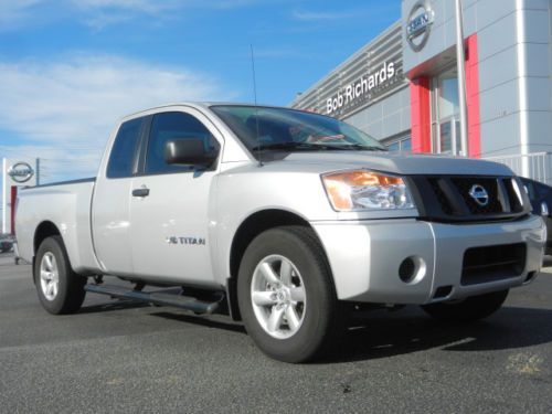 2012 nissan titan s