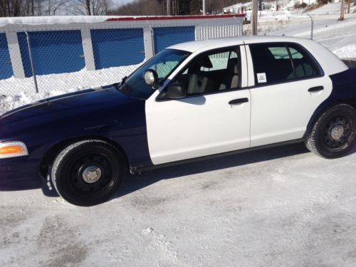 2009 ford crown victoria police interceptor sedan 4-door 4.6l cheap!!!!!!!!