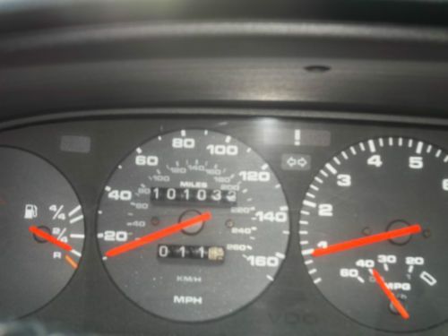 1986 Porsche 944 Base Coupe 2-Door 2.5L, image 2