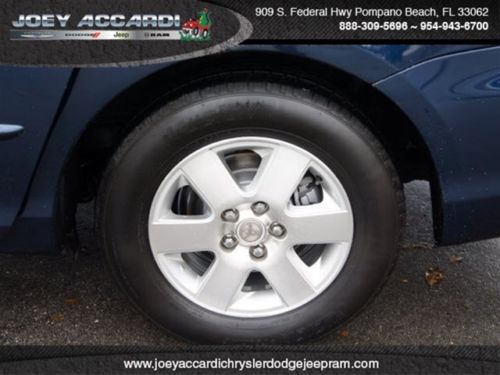 XLE Limited 3.3L handicapped accessible with power wheel chair lift, image 19