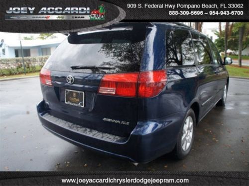 XLE Limited 3.3L handicapped accessible with power wheel chair lift, image 24