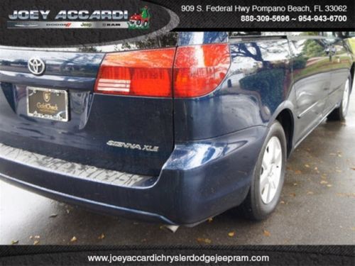 XLE Limited 3.3L handicapped accessible with power wheel chair lift, image 25