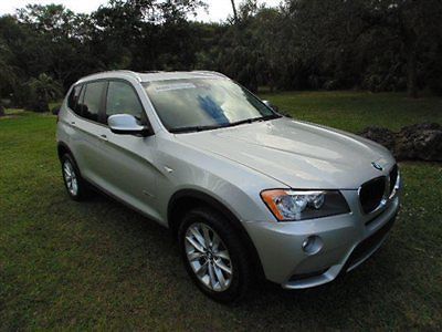 2013 bmw x3,awd,warranty and free bmw maint,navi,1-owner,carfax certified,no res