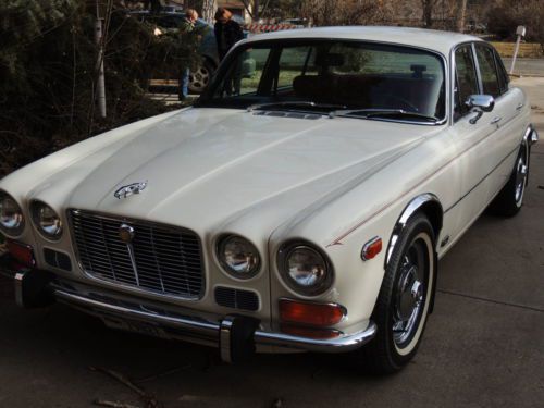 1973 jaguar xj6 sedan