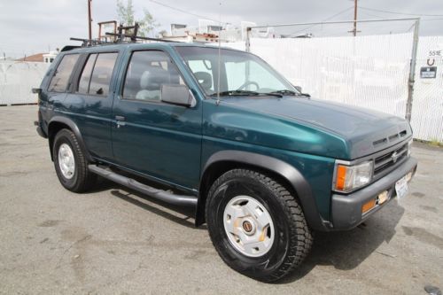 1995 nissan pathfinder xe 4-door 4wd  manual 6 cylinder no reserve