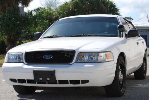 2008 ford crown victoria police interceptor low miles!! strobes !! clean!!