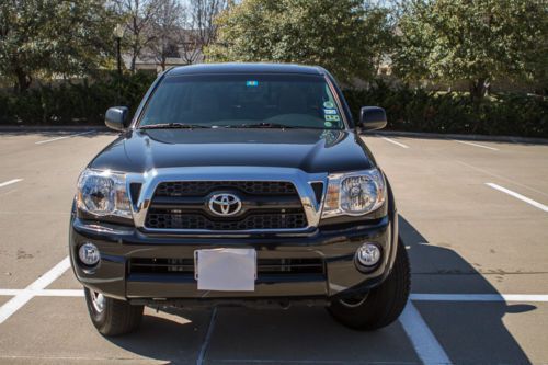 2010 toyota tacoma pre runner crew cab pickup with sr5 package 4-door 4.0l