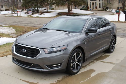 2014 ford taurus sho