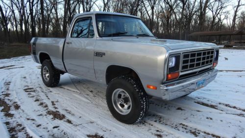 1982 dodge  power wagon power ram dodge pickup short box 4x4