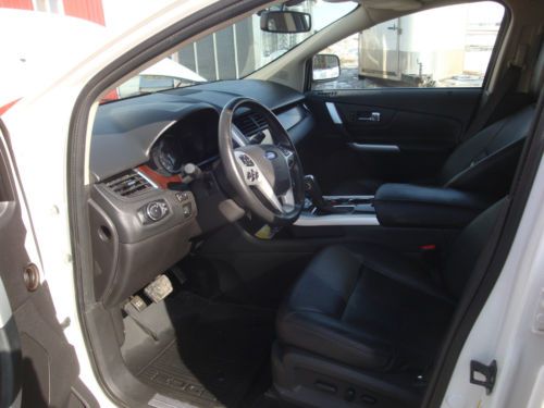 2011 ford edge limited awd, white platinium, black leather interior