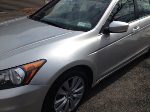 2011 Honda Accord EX-L Sedan 4-Door 2.4L, US $18,500.00, image 2