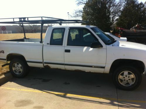 Chevy 1500 4x4 with salt spreader snow ex