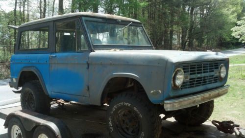 1968 ford bronco 289 manual transmission 4wd convertible solid not alot of rust!