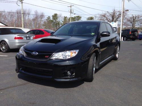 Sti 4-door cd abs brakes air conditioning alloy wheels automatic headlights