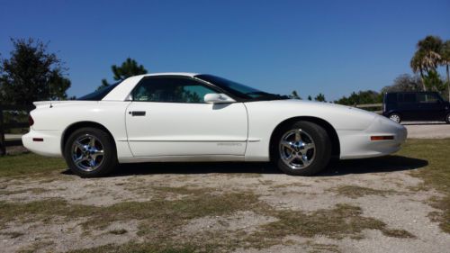 1997 pontiac firebird base coupe 2-door 3.8l