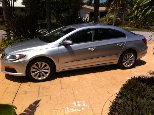 ** 2012 vw cc sport sedan *** super low mileage *** factory warranty **