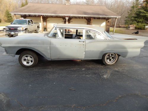 1957 ford fairlane 500