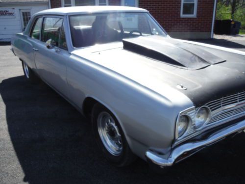 1965 chevy chevelle with 355 motor and 350 turbo transmission nice!!