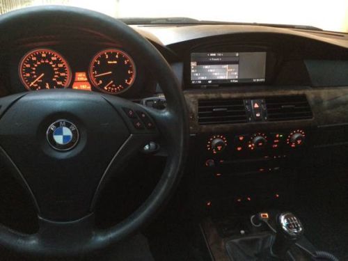 BMW 545i - Manual Transmission., image 7