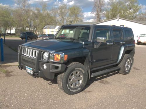 Luxury edition hummer h3!!