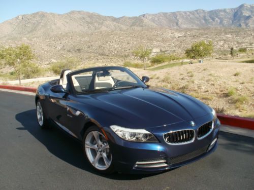 2013 bmw z4 like new! only 2,600 miles. metallic blue.  automatic/8 speed