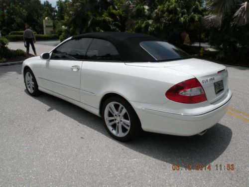 08 Mercedes CLK 350. White, only 21,000 miles., image 2