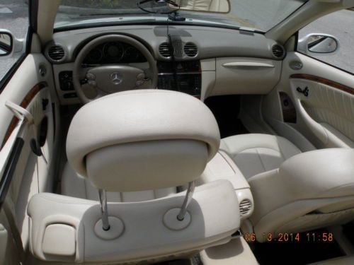 08 Mercedes CLK 350. White, only 21,000 miles., image 12