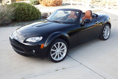 2007 mazda mx-5 miata grand touring hardtop convertible 2-door 2.0l - clean