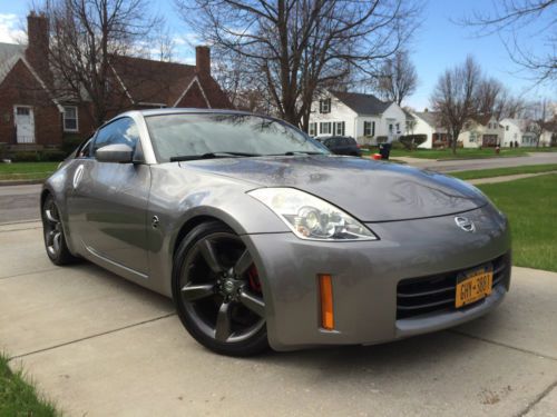 2008 nissan 350z 6 speed only 51k miles