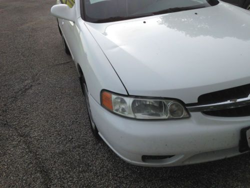 2000 Nissan Altima GXE Sedan 4-Door 2.4L, image 16