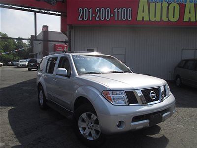 06 nissan pathfinder le carfax certified leather sunroof 3rd row seating used