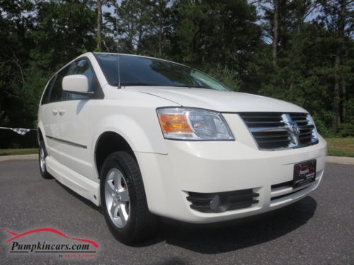 VMI Wheelchair - Accessible Minivan; Auto In-Floor Ramp System, US $33,000.00, image 4