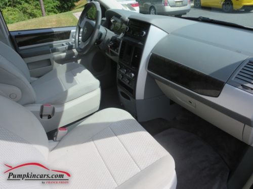 VMI Wheelchair - Accessible Minivan; Auto In-Floor Ramp System, US $33,000.00, image 10