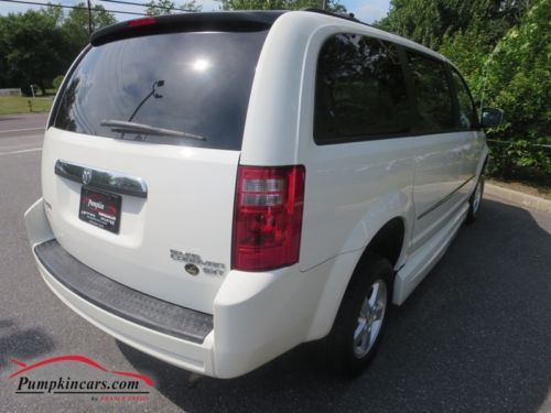 VMI Wheelchair - Accessible Minivan; Auto In-Floor Ramp System, US $33,000.00, image 19