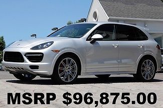 Classic silver metallic auto awd only 11,150 miles navigation 21&#034; wheels perfect