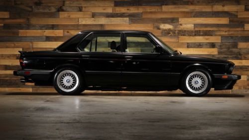 1988 bmw e28 m5 1 of 30 black/black us spec bone stock no rust cold ac low res!!