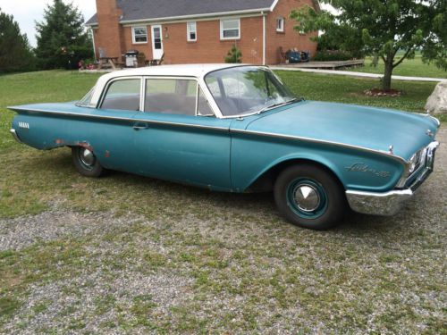 1960 Ford Fairlane 500 2 Door Club Coupe 4.8L V-8, image 2