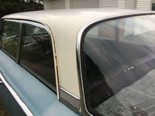 1960 Ford Fairlane 500 2 Door Club Coupe 4.8L V-8, image 17