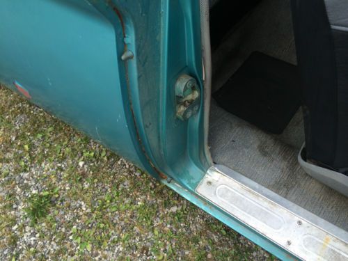 1960 Ford Fairlane 500 2 Door Club Coupe 4.8L V-8, image 21