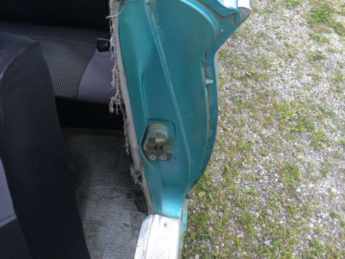 1960 Ford Fairlane 500 2 Door Club Coupe 4.8L V-8, image 22