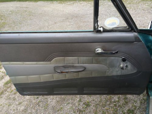 1960 Ford Fairlane 500 2 Door Club Coupe 4.8L V-8, image 24