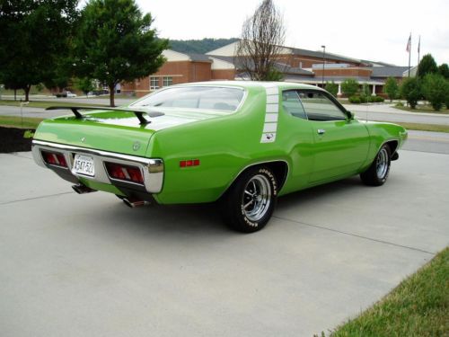 1971 PLYMOUTH ROAD RUNNER .. VERY RARE CAR .. WITH PAPER WORK ., image 2