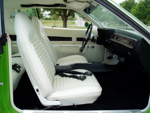 1971 PLYMOUTH ROAD RUNNER .. VERY RARE CAR .. WITH PAPER WORK ., image 5