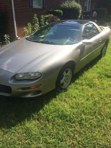 1999 chevrolet camaro base coupe 2-door 3.8l