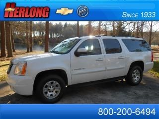 Navigation dvd heated seats driver memory power liftgate assist steps