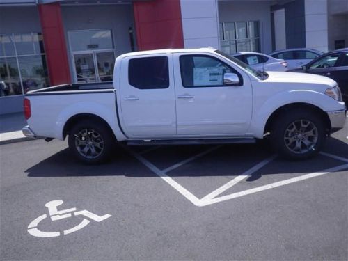 2014 nissan frontier sl
