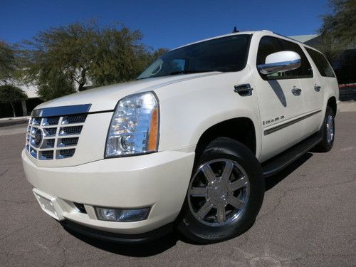 1-owner navi 2 rear tvs chrome whls loaded every option like 06 08 09 10 denali