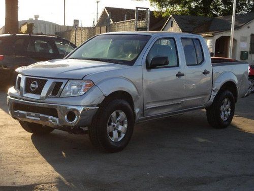 2009 nissan frontier se crew cab damaged salvage runs! priced to sell wont last